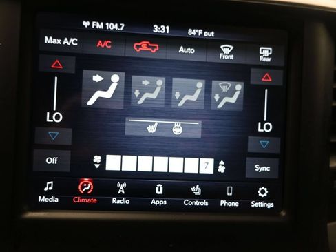 Used 2021 RAM 1500 Big Horn AWD/4WD image 9