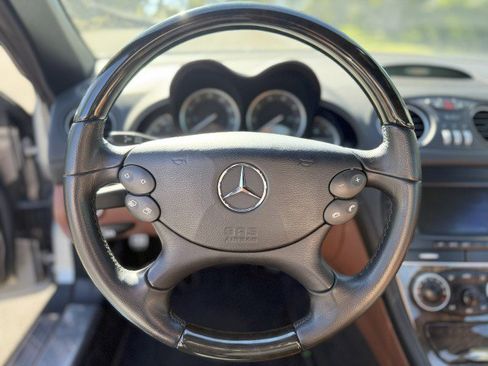 Used 2007 Mercedes-Benz SL 550 image 14