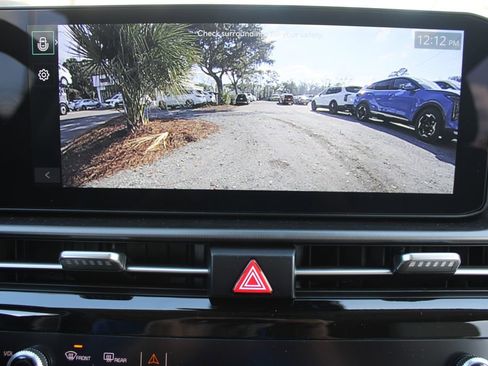 New 2026 Kia Sportage EX image 48