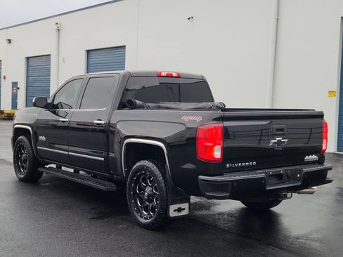 Used 2017 Chevrolet Silverado 1500 High Country image 3