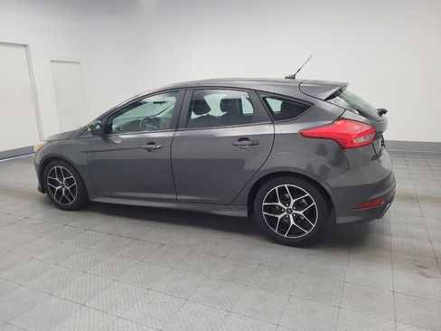 Used 2016 Ford Focus SE w/ SE Sport Package FWD image 5