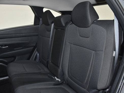 Used 2025 Hyundai Tucson SE AWD/4WD image 27