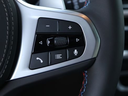 Used 2026 BMW X5 M60i AWD/4WD image 19