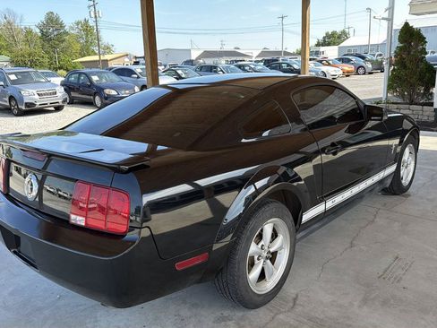 Used 2008 Ford Mustang Premium RWD image 6