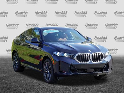Certified 2026 BMW X6 xDrive40i AWD/4WD image 2