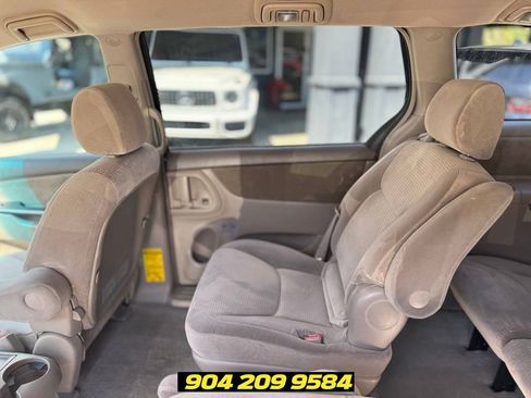 Used 2007 Toyota Sienna CE FWD image 13