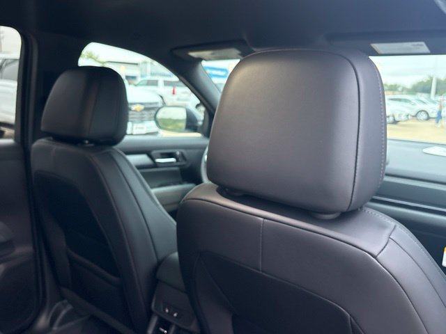 New 2027 GMC Terrain AT4 w/ Convenience Package III AWD/4WD image 40