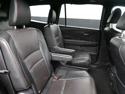 Used 2022 Honda Pilot Black Edition image 11
