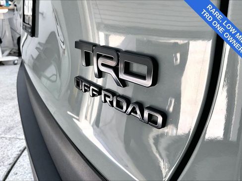 Used 2020 Toyota RAV4 TRD Off-Road image 41