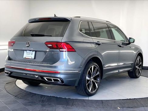 Used 2024 Volkswagen Tiguan SEL R-Line image 13