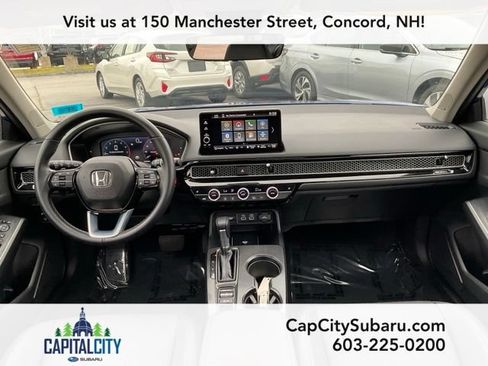 Used 2023 Honda Civic Touring image 17