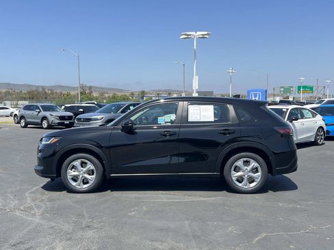 Certified 2024 Honda HR-V LX image 2