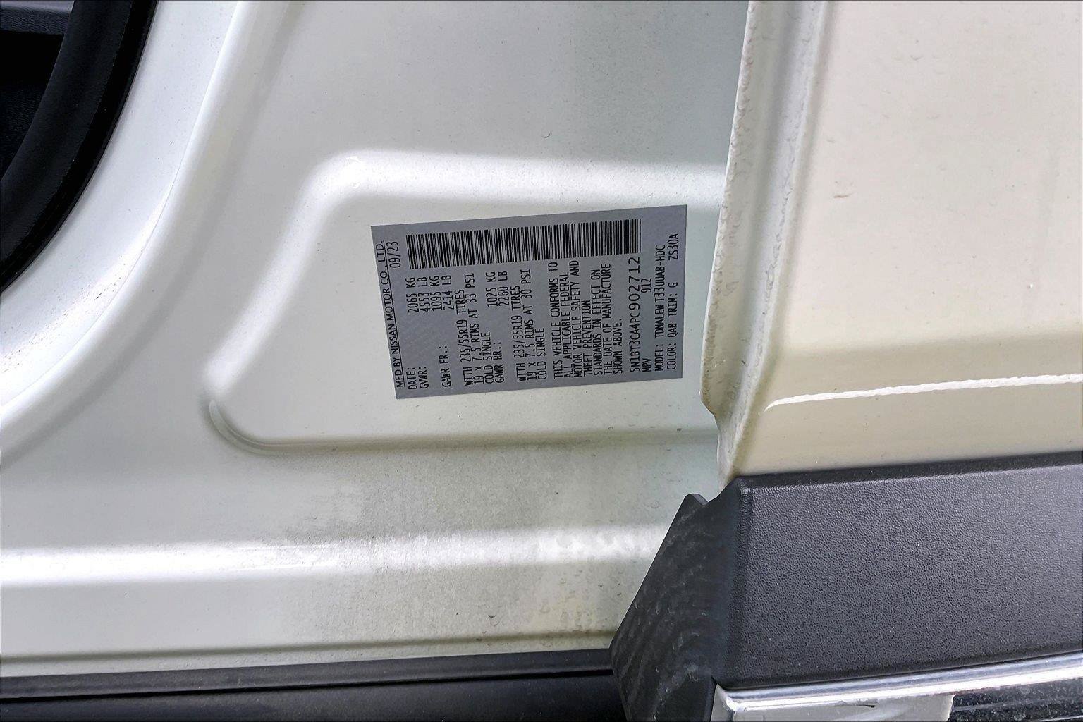 Certified 2023 Nissan Rogue SL w/ SL Premium Package FWD image 3