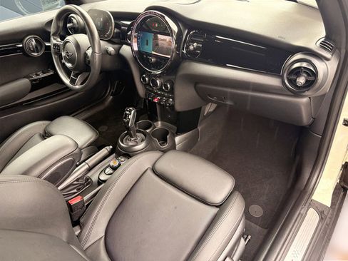 Certified 2022 MINI Cooper S image 27