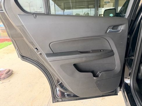 Used 2016 Chevrolet Equinox LT FWD image 29