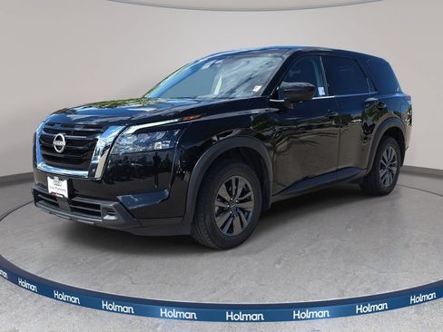 Used 2024 Nissan Pathfinder S AWD/4WD image 1