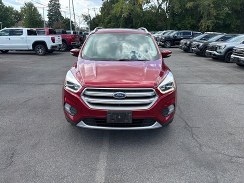 Used 2017 Ford Escape Titanium w/ Equipment Group 301A AWD/4WD image 17