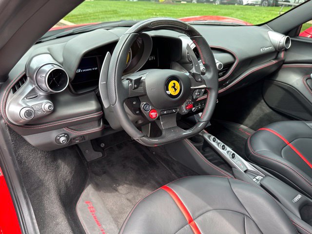 Used 2021 Ferrari F8 Tributo RWD image 15