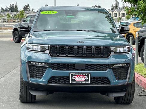 New 2026 Jeep Grand Cherokee L Limited AWD/4WD image 9
