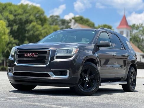 Used 2016 GMC Acadia SLE AWD/4WD image 1