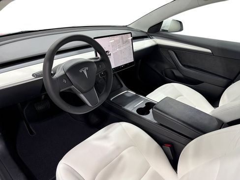 Certified 2022 Tesla Model 3 Long Range AWD/4WD image 9