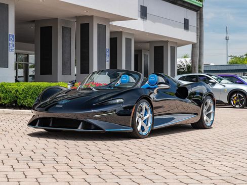 Used 2021 McLaren Elva RWD image 23