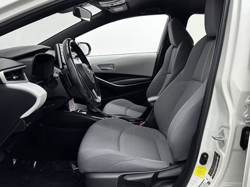 Used 2020 Toyota Corolla SE image 12