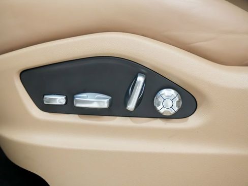 Certified 2021 Porsche Cayenne image 24