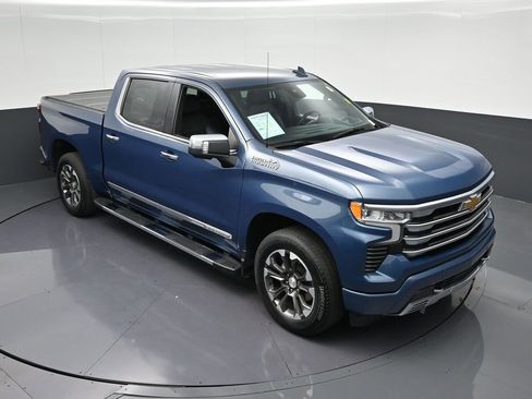 Used 2024 Chevrolet Silverado 1500 High Country w/ Technology Package RWD image 25