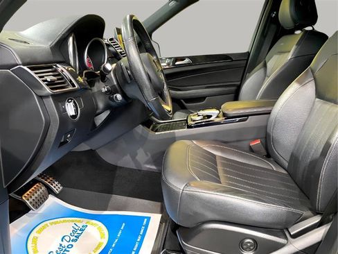 Used 2017 Mercedes-Benz GLE 43 AMG 4MATIC image 19