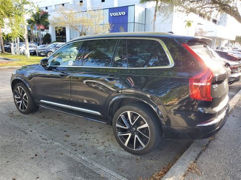 Certified 2023 Volvo XC90 B5 Plus w/ Protection Package Premier image 3