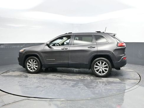 Used 2018 Jeep Cherokee Limited image 6