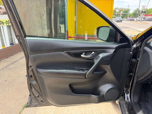 Used 2020 Nissan Rogue SL w/ Premium Package FWD image 10