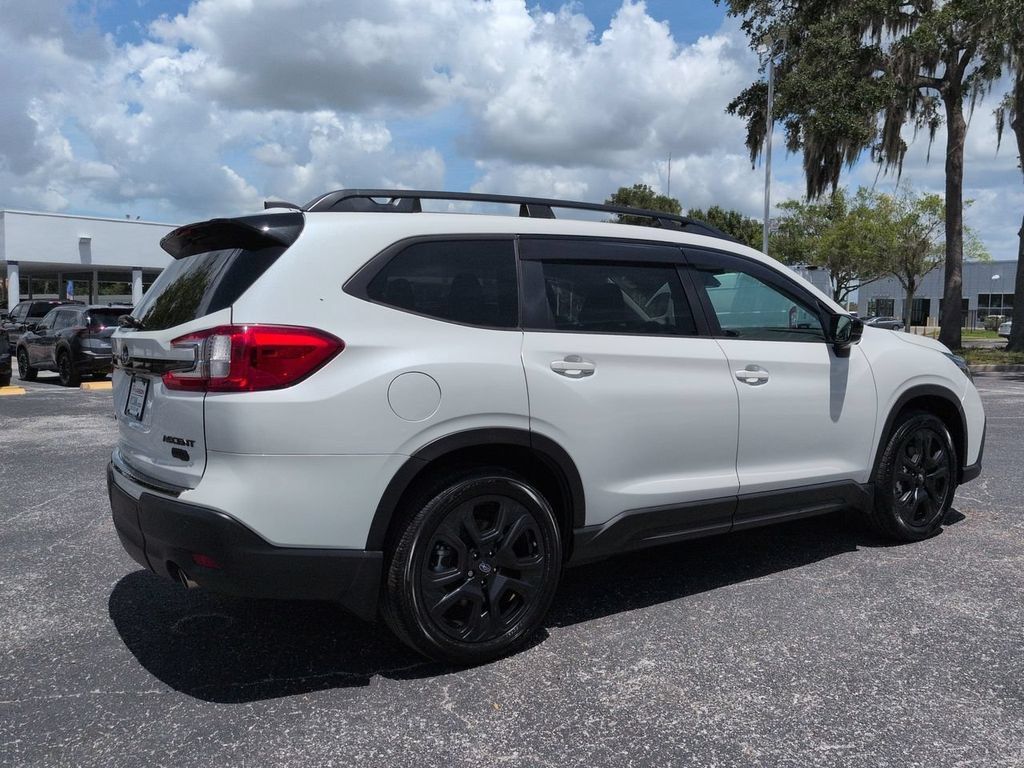 Used 2024 Subaru Ascent Onyx Edition AWD/4WD image 4