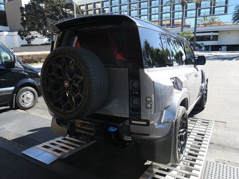 Used 2024 Land Rover Defender 110 X-Dynamic SE image 57