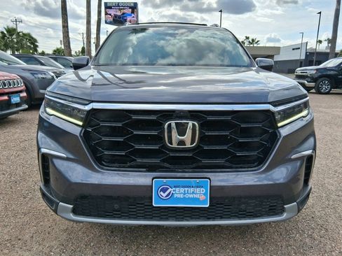 Used 2023 Honda Pilot Elite image 2
