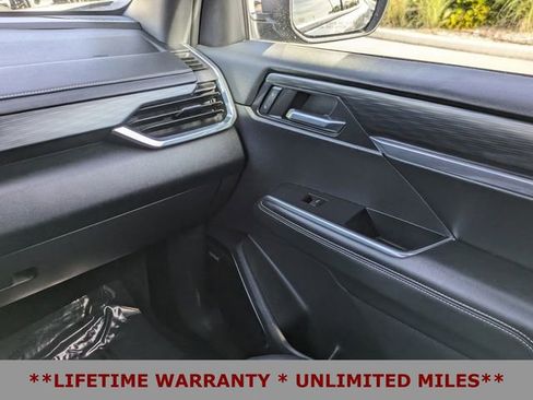 Used 2024 GMC Acadia Elevation w/ LPO, Roadside Safety Package image 19