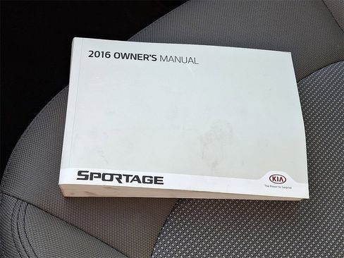 Used 2016 Kia Sportage LX image 26