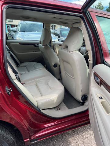 Used 2006 Volvo V70 2.4 FWD image 15