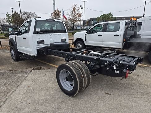 New 2026 Ford F550 2WD Regular Cab Super Duty image 7