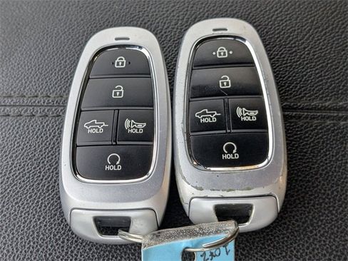 Used 2024 Hyundai Santa Cruz Limited image 32