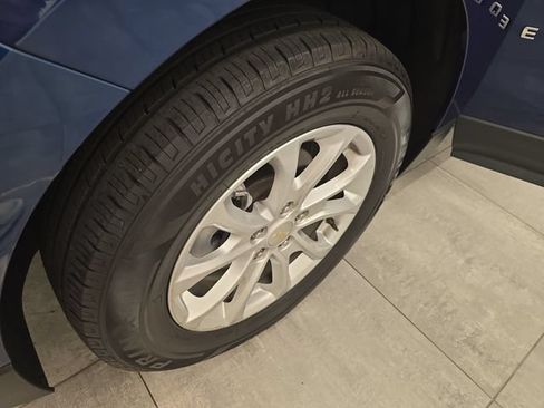 Used 2019 Chevrolet Equinox LT AWD/4WD image 37
