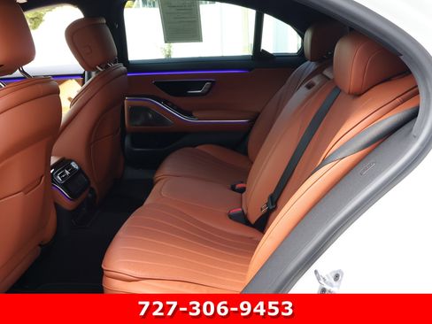 Certified 2022 Mercedes-Benz S 500 4MATIC image 18