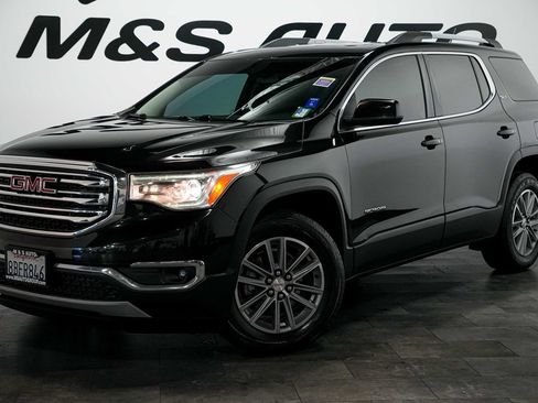 Used 2018 GMC Acadia SLT AWD/4WD image 2