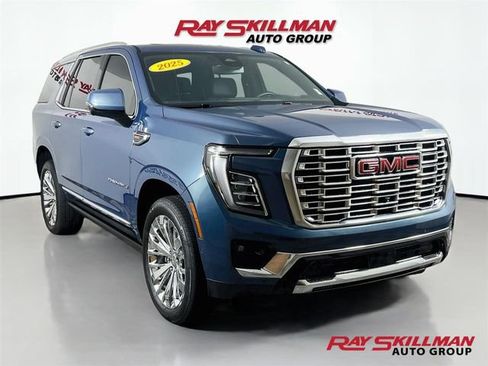 Used 2025 GMC Yukon Denali w/ Sun & Power Step Package AWD/4WD image 1