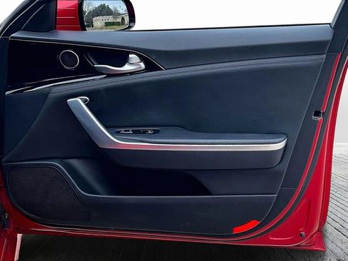 Certified 2019 Kia Stinger image 19