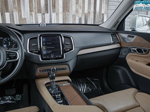 Used 2016 Volvo XC90 T6 Inscription w/ Vision Package AWD/4WD image 18
