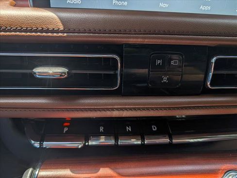Certified 2023 Lincoln Aviator Reserve w/ Equipment Group 201A AWD/4WD image 39