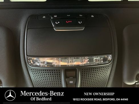 Used 2018 Mercedes-Benz E 300 4MATIC image 30