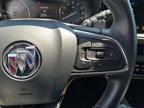 Used 2022 Buick Envision Preferred FWD image 22